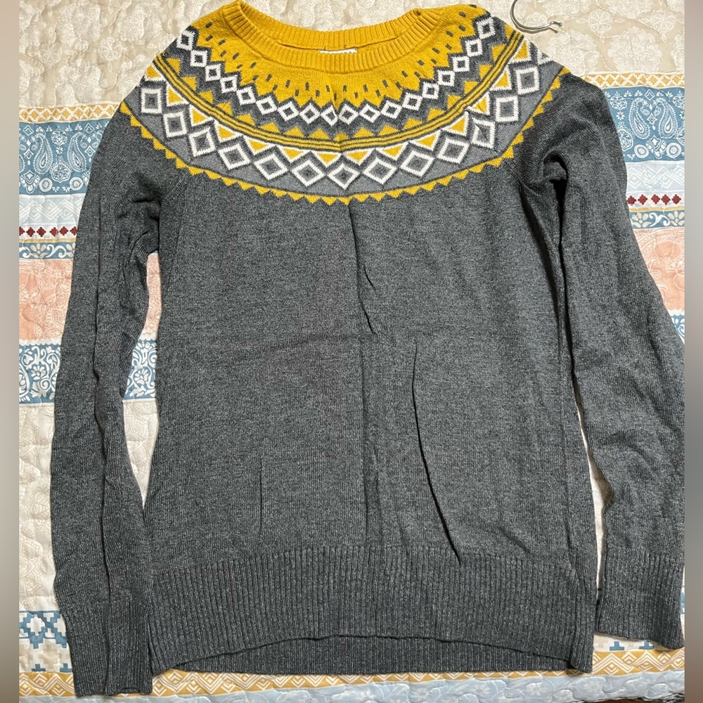 Merona Gray Crewneck Sweater with Yellow Fair Isle Yoke
